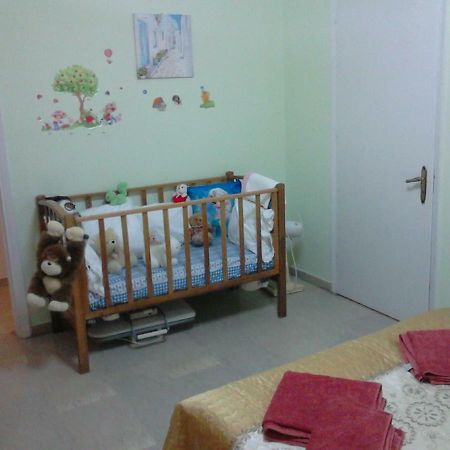 Vasiliki'S Apartment 卡兰巴卡 外观 照片