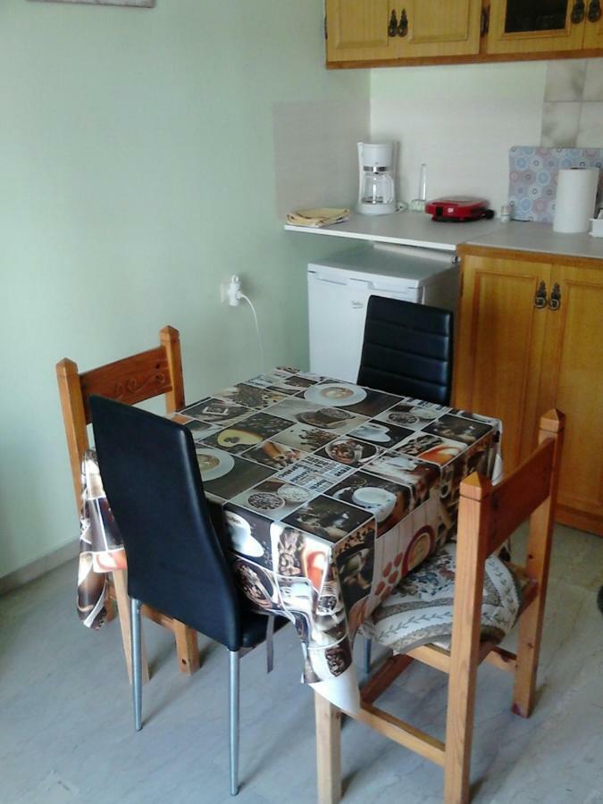 Vasiliki'S Apartment 卡兰巴卡 外观 照片